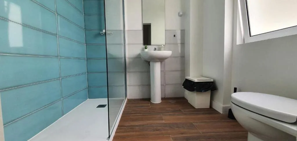 Double or Twin WITH DOUBLE BED Room, Castilho 63, Lisbon