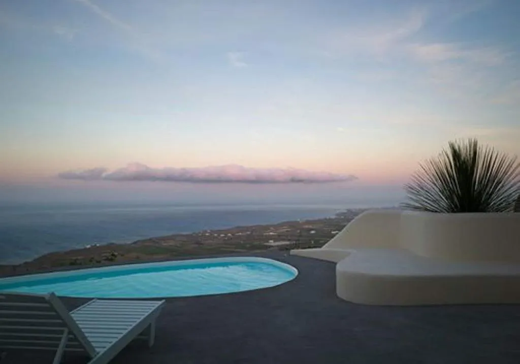 Sports and Entertainment, Dome Resort Santorin, Santorini