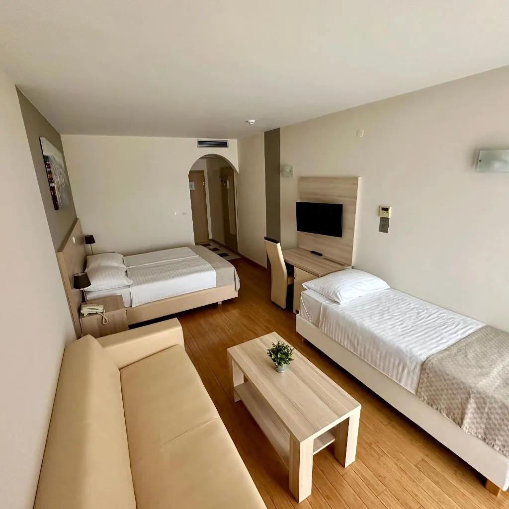 TRIPLE SUPERIOR Room, Villa Miramar, Split