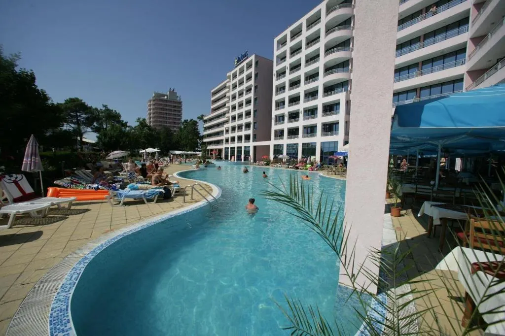 Sports and Entertainment, Hotel Globus - Half Board, Bourgas
