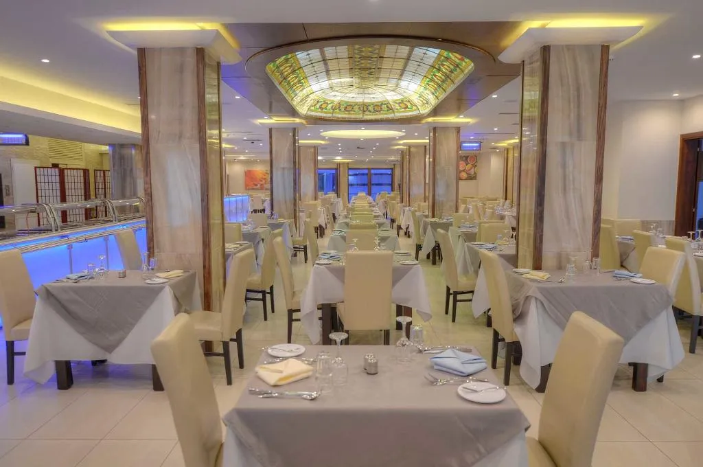 Restaurant, Alexandra Hotel, Malta