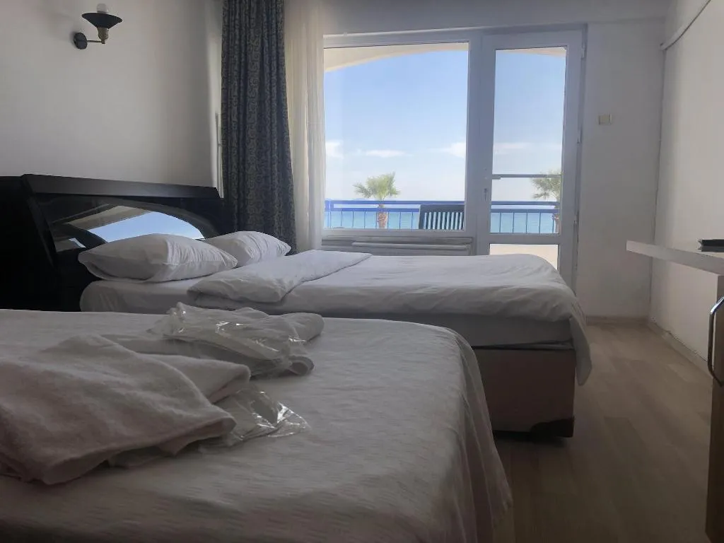 TRIPLE WITH BALCONY Room, Ozsoy Hotel, Izmir