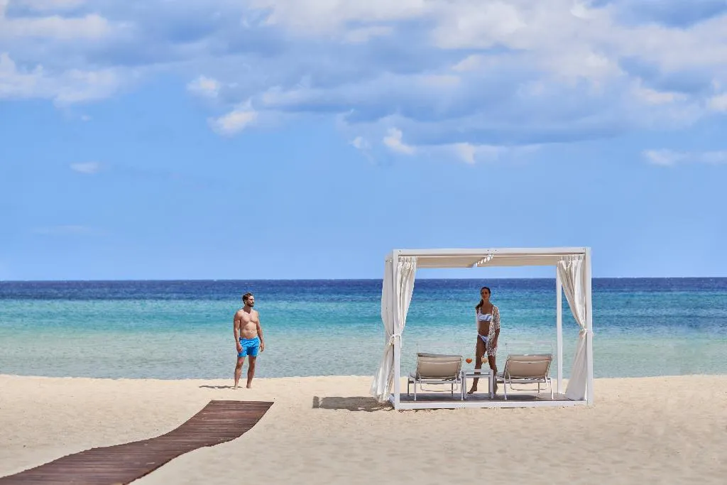 Beach, Baia di Chia Resort Sardinia, Curio Collection, Cagliari