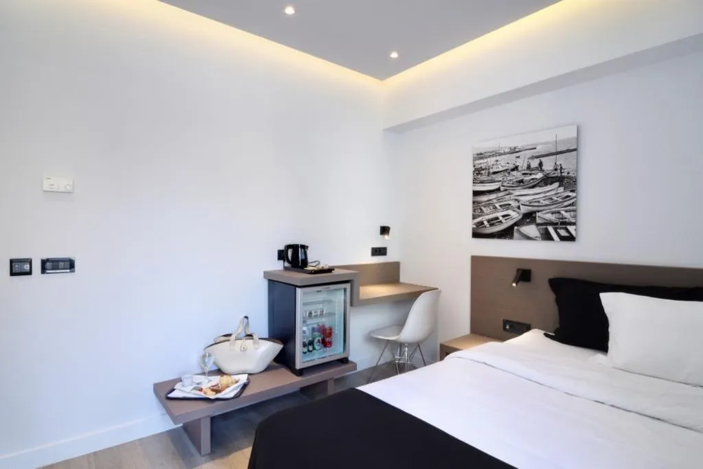 SINGLE STANDARD Room, Poseidon Athens Hotel, Athens