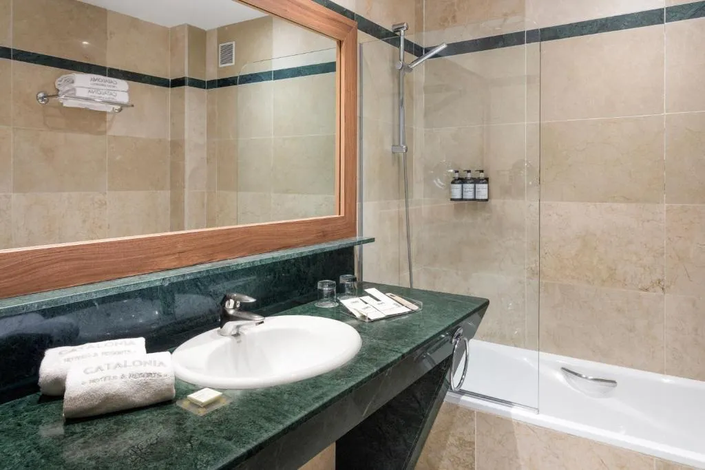 Double or Twin WITH VIEWS Room, Catalonia Puerta del Sol, Madrid