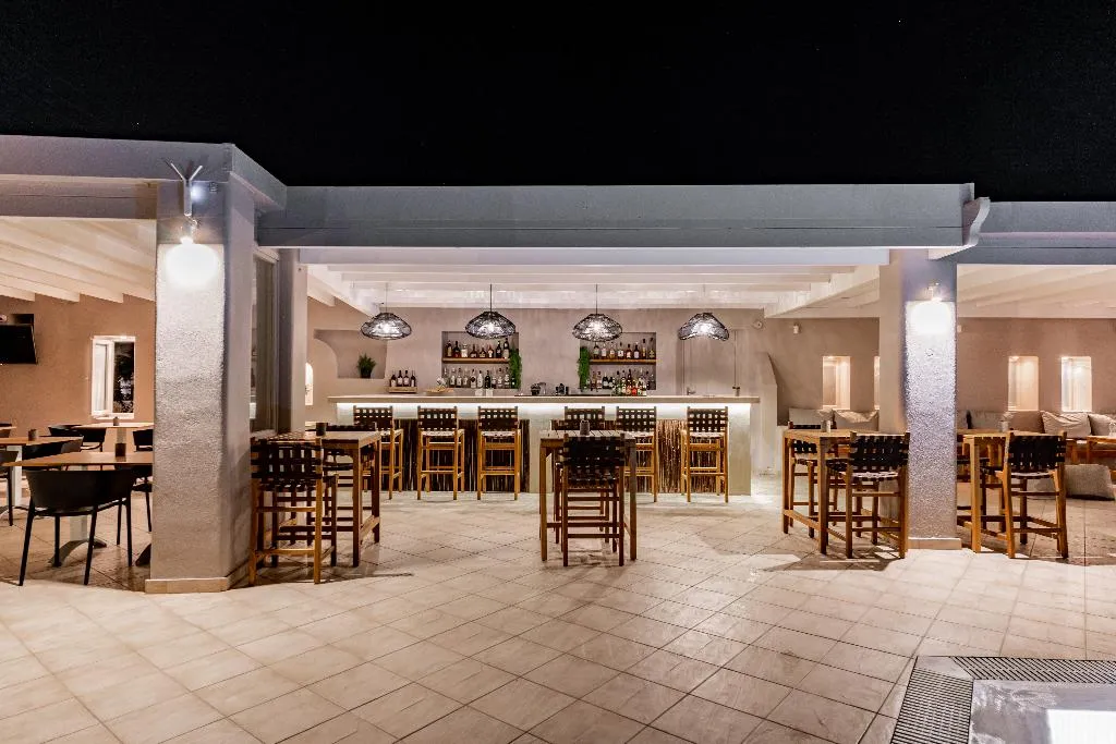 Bar, Marillia Village, Santorini