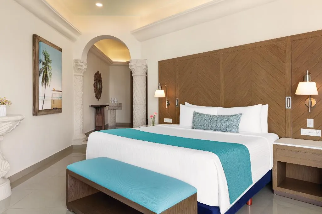 JUNIOR SUITE OCEAN VIEW Room, Wyndham Alltra Playa del Carmen Adults Only All In, Playa Del Carmen