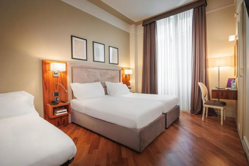 TRIPLE STANDARD Room, Embassy, Florence