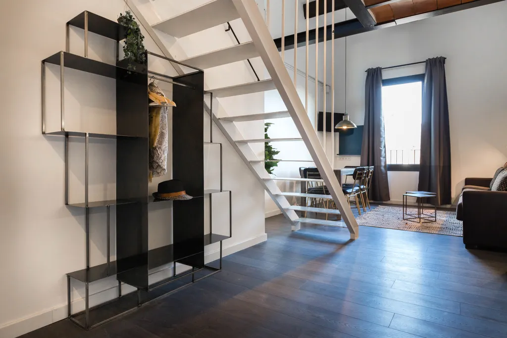 APARTMENT THREE BEDROOMS Room, La Mare by The Streets, Barcelona