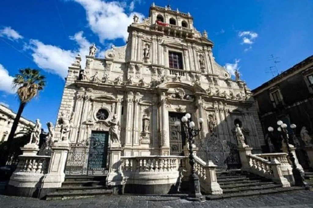 General view, The Artists, Palermo