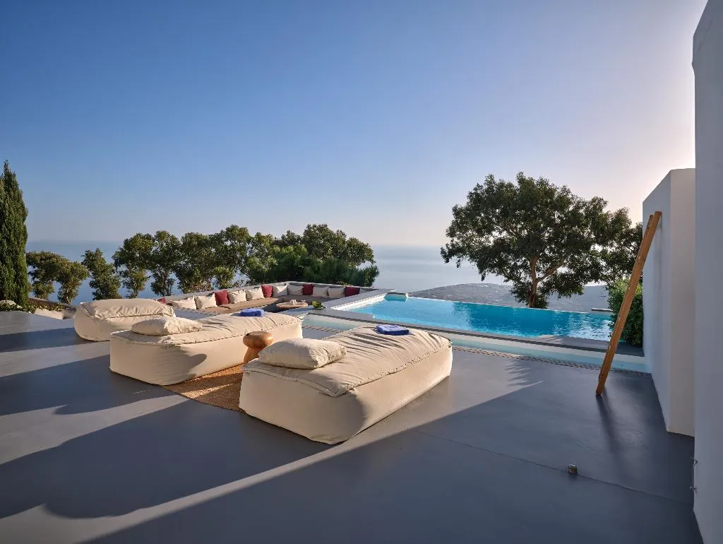 SUITE SEA VIEW WITH PRIVATE POOL Room, Santorini Heights, Santorini