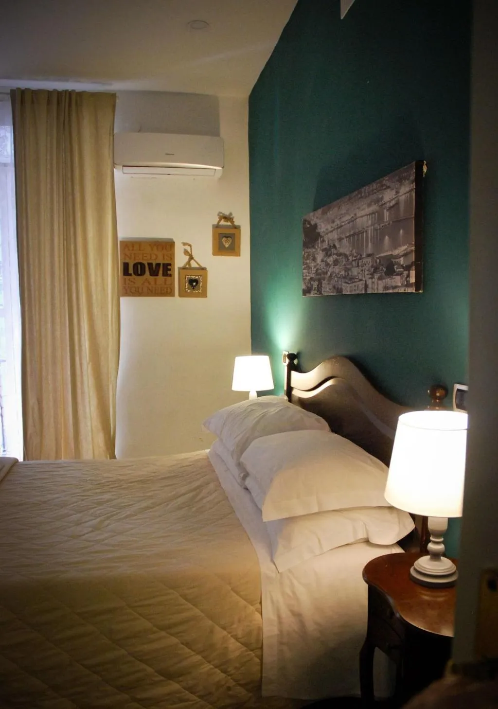 Room, La Locanda Dell Arte, Naples