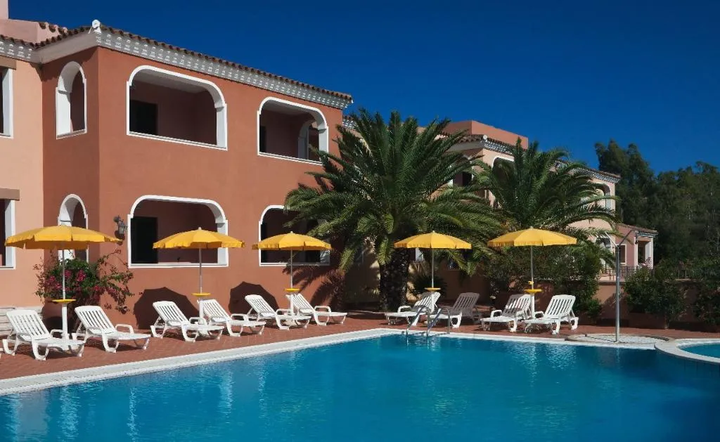 Pool, Residence sos alinos, Olbia