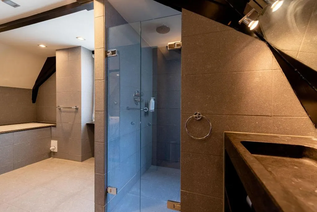 DOUBLE KING SIZE BED Room, Catalonia Vondel Amsterdam, Amsterdam