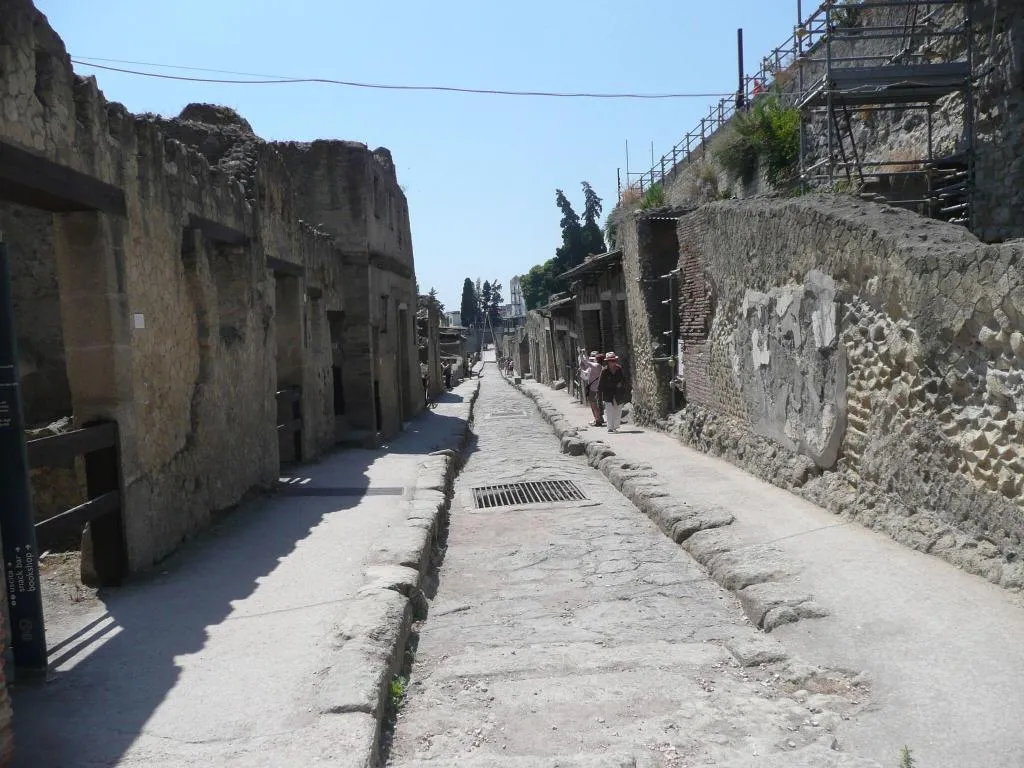 General view, I Papiri, Naples