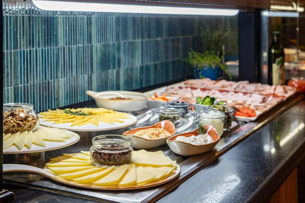 Restaurant, Madrid Alameda Aeropuerto Affiliated By Melia, Madrid