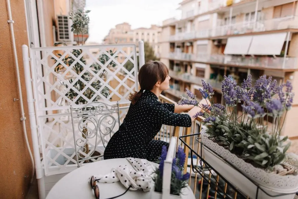 Room, Romantic Dreams, Naples
