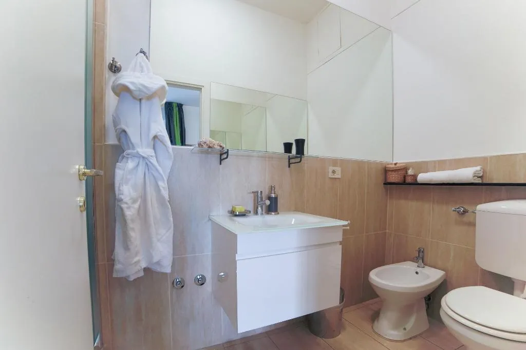 Room, Roman Holidays Cuore Dell Impero, Naples