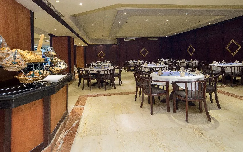 Restaurant, SUNRISE Alora, Red Sea Riviera