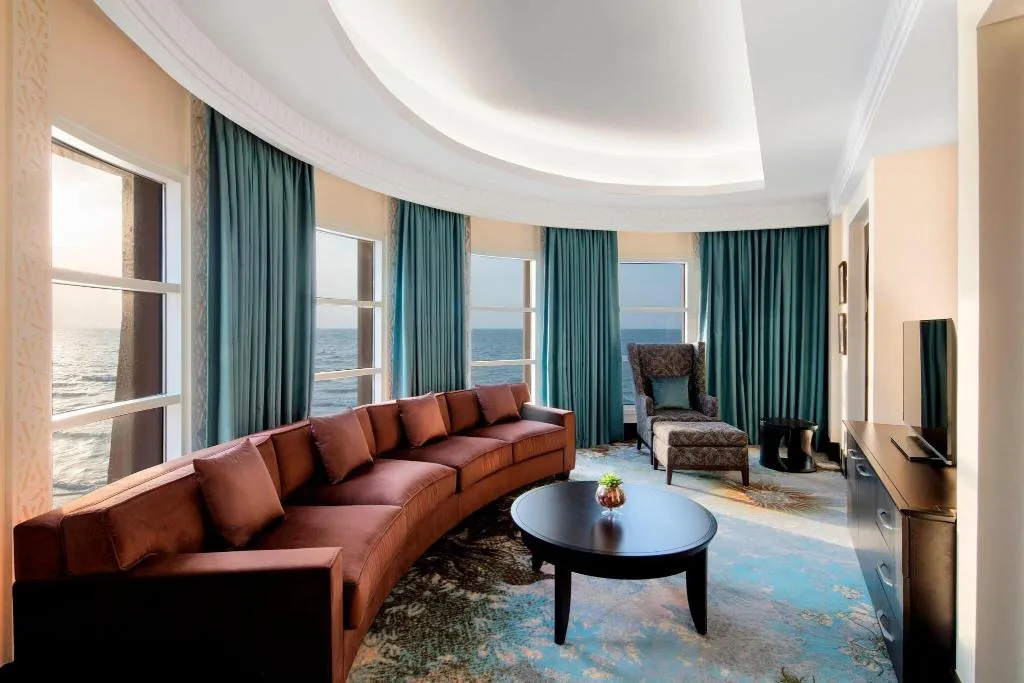 Room, Sheraton Sharjah Beach Resort & Spa, Dubai