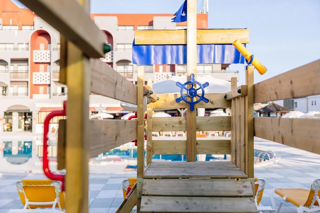 Sports and Entertainment, Muthu Oura Praia Hotel, Algarve