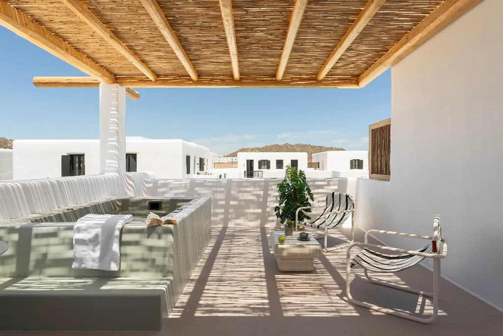 SUITE WITH JACUZZI Room, Koukoumi Vegan Boutique Hotel, Mykonos
