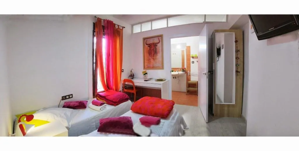 Room, B&B Casa Alfareria 59, Seville