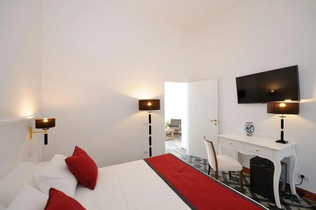 Room, Amalfi Luxury House, Naples