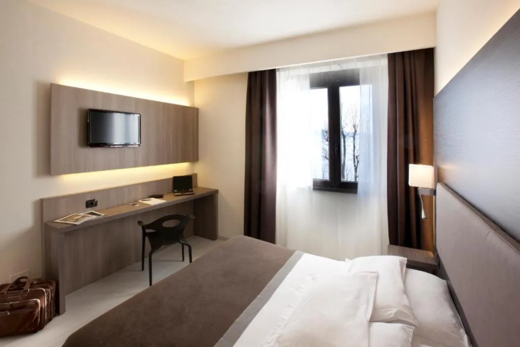 DOUBLE SUPERIOR Room, Hotel Giardino, Milan