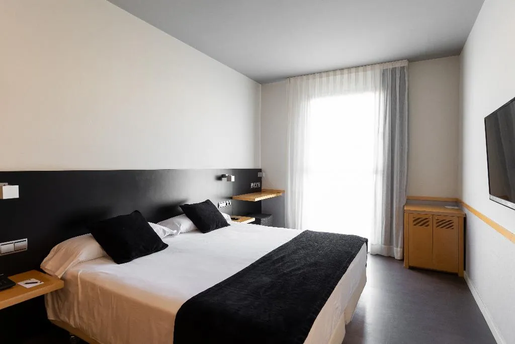 Double or Twin STANDARD Room, Onix Liceo, Barcelona