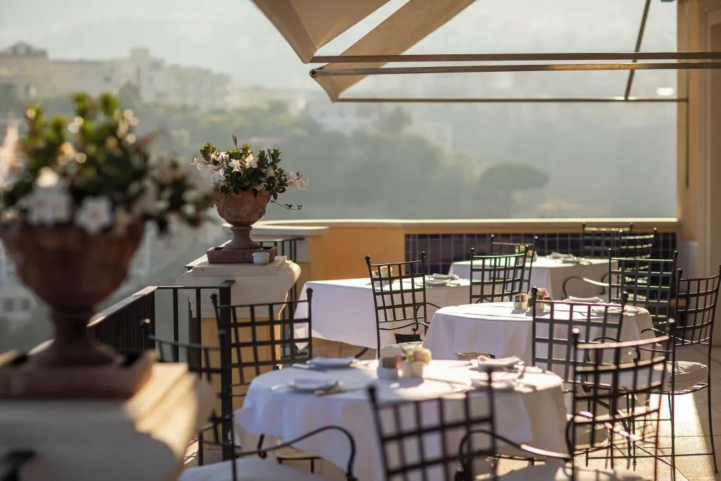 Restaurant, Grand Hotel Angiolieri, Naples