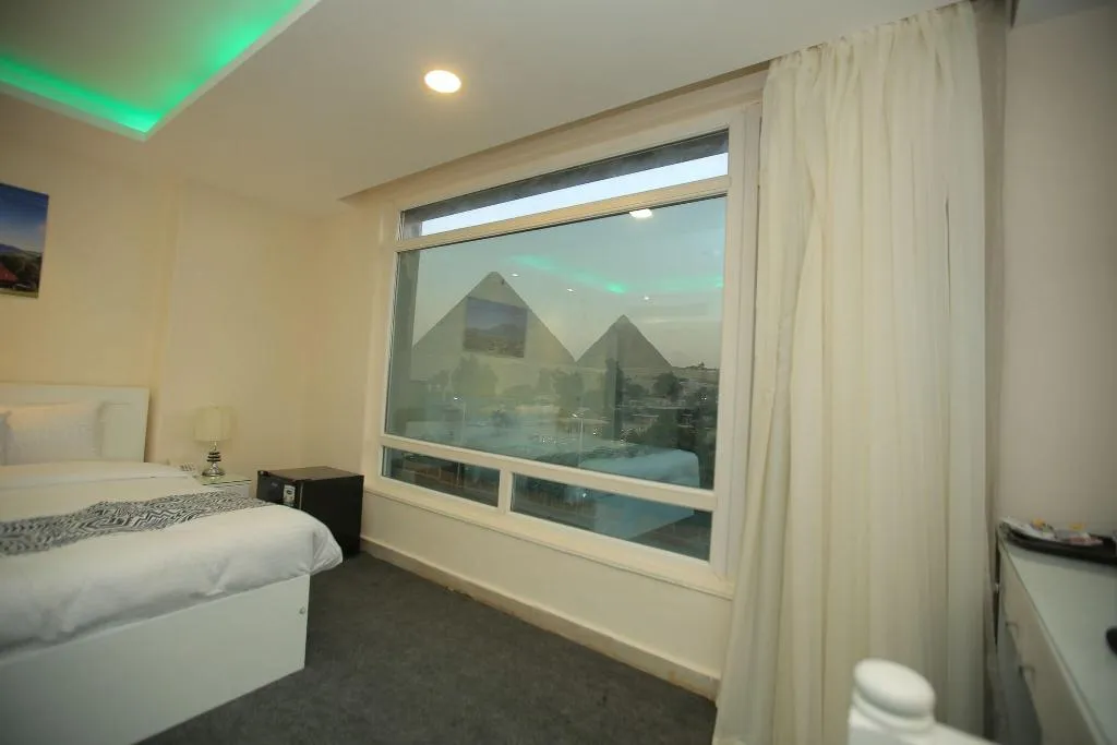 Room, Turquoise Pyramids Hotel, Cairo