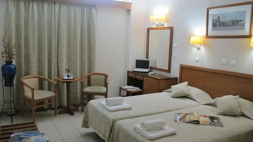 Room, Solomou Athens, Athens