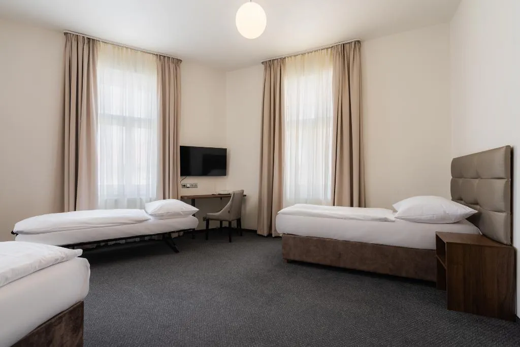 FAMILY ROOM SUPERIOR Room, EA Hotel Victoria, Prague
