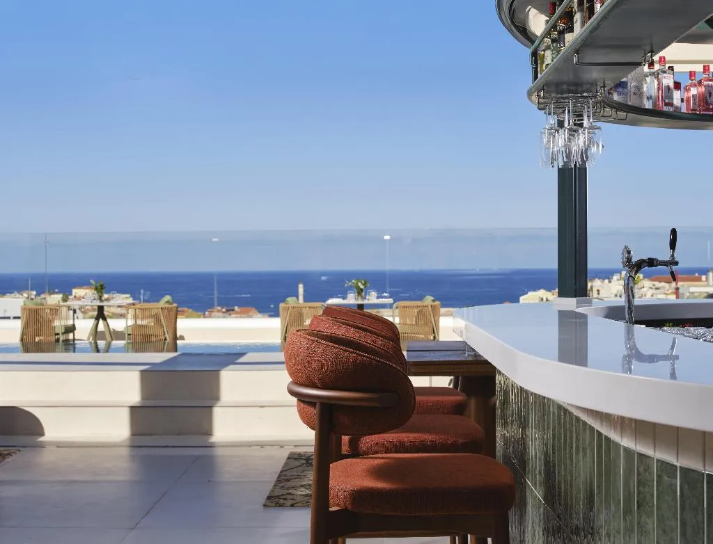 Bar, Hilton Garden Inn Chania City, Crete