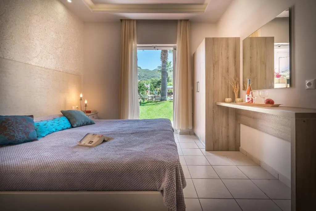 Room, Aeolos Boutique Resort And Suites, Zante