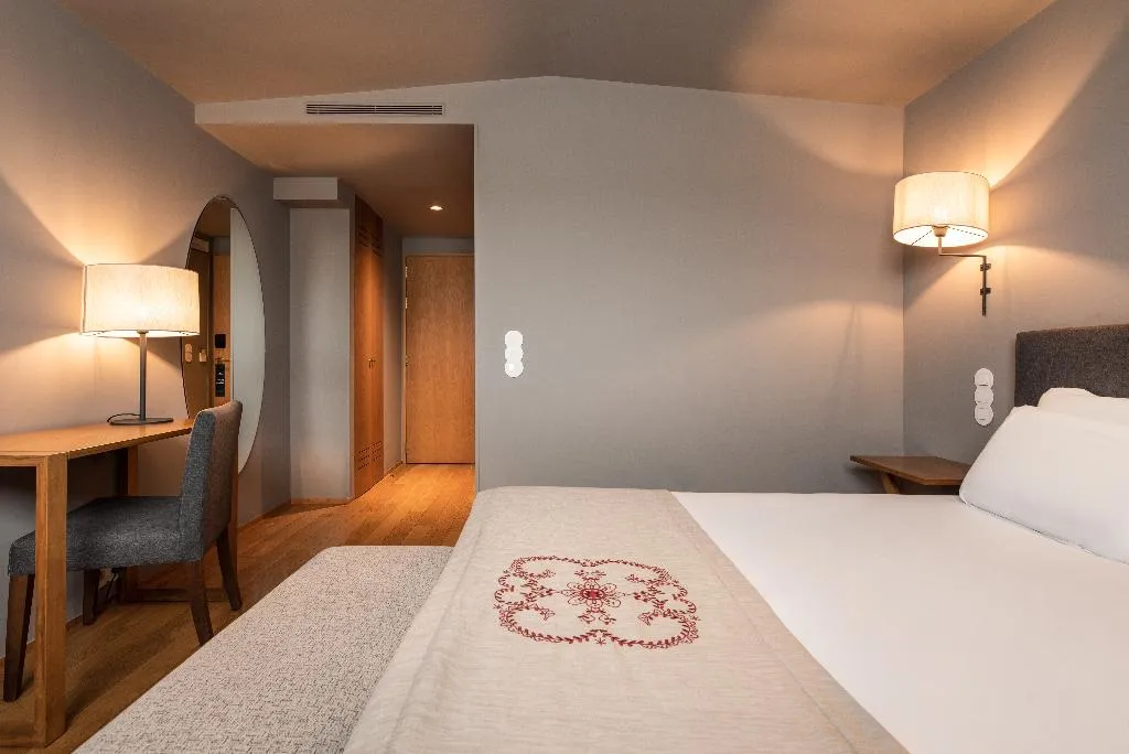 DOUBLE PRESTIGE Room, Eurostars Santa Luzia, Porto
