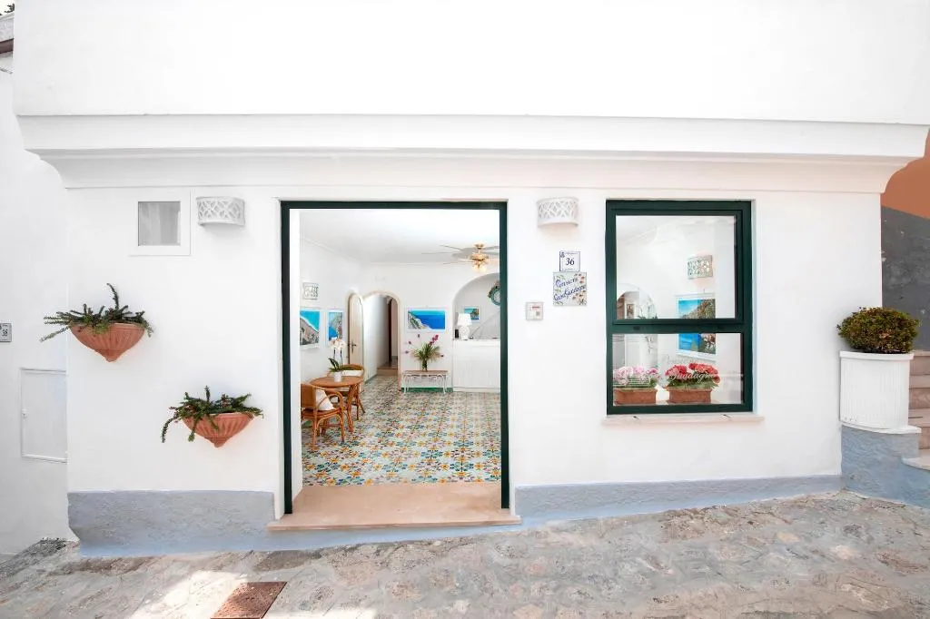 Lobby, Pensione Casa Guadagno, Naples