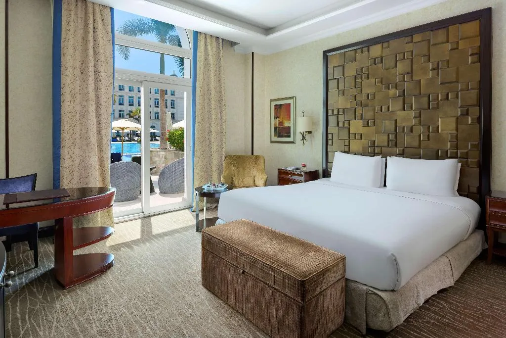 Room GRAND DELUXE Room, Kempinski Palace Cairo, Cairo