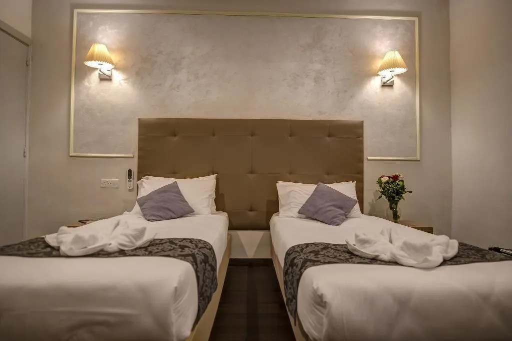 TWIN STANDARD Room, Europa Hotel Malta, Malta