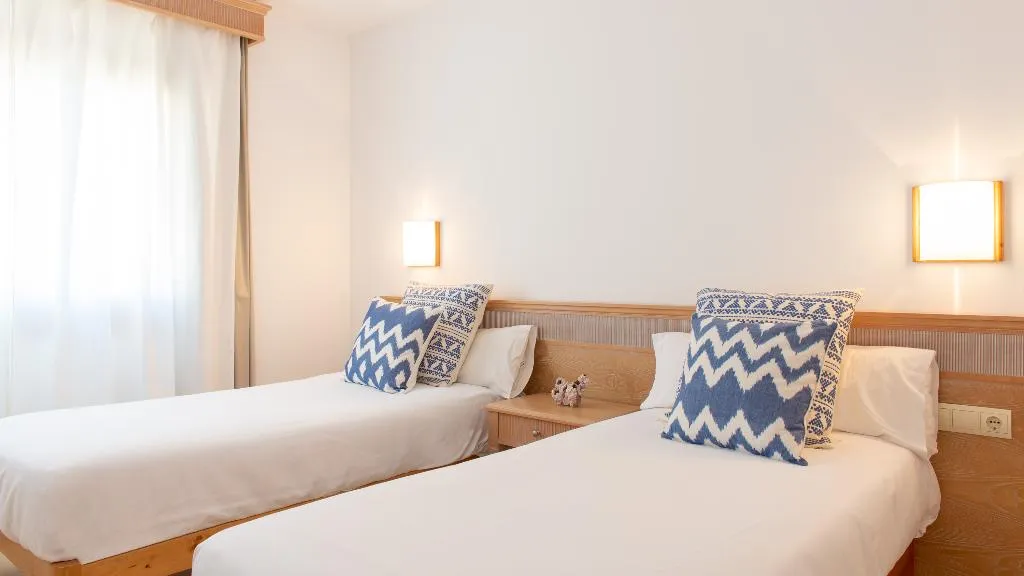 APARTMENT TWO BEDROOMS Room, Lemar Apartments, Majorca