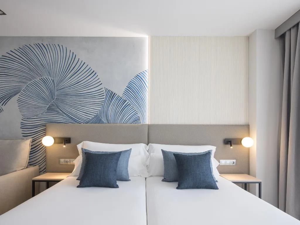 DOUBLE SINGLE USE STANDARD Room, AR Diamante Beach Spa & Convention Centre, Costa Blanca
