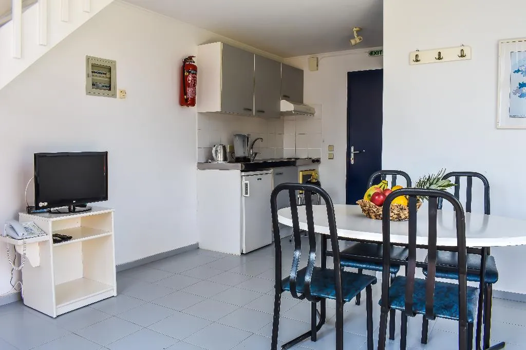 STUDIO CAPACITY 4 Room, Govino Bay, Corfu