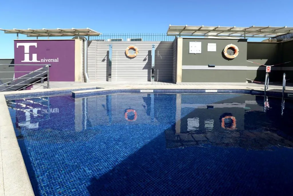 Pool, Barcelona Universal, Barcelona