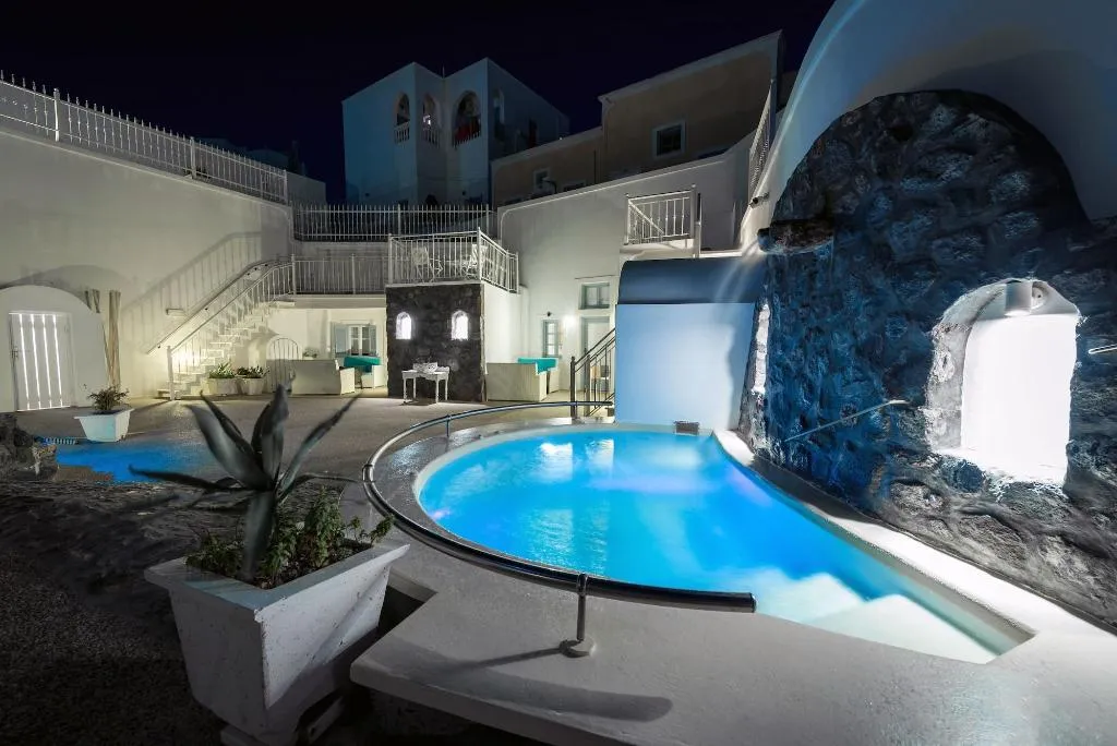Sports and Entertainment, Dream Island Hotel, Santorini