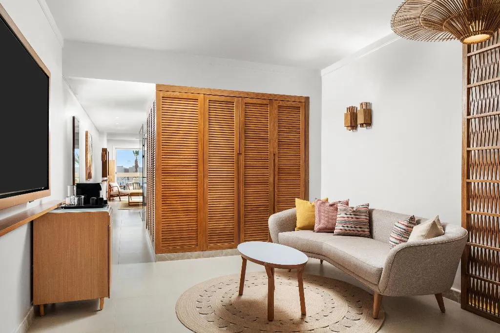 SUITE KING SIZE BED Room, DoubleTree by Hilton Sharm El Sheikh - Sharm Bay, Red Sea Riviera