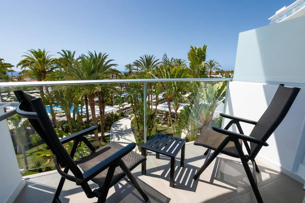 Double or Twin WITH BALCONY Room, Hotel Riu Palace Palmeras - All Inclusive, Gran Canaria