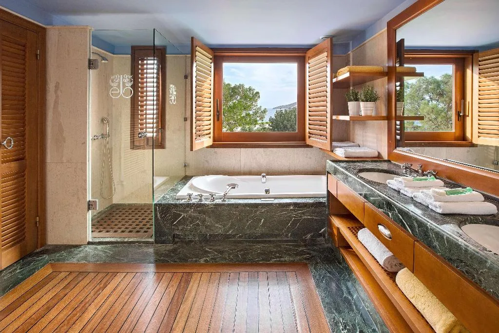 Room, Elounda Beach Hotel & Villas, Crete