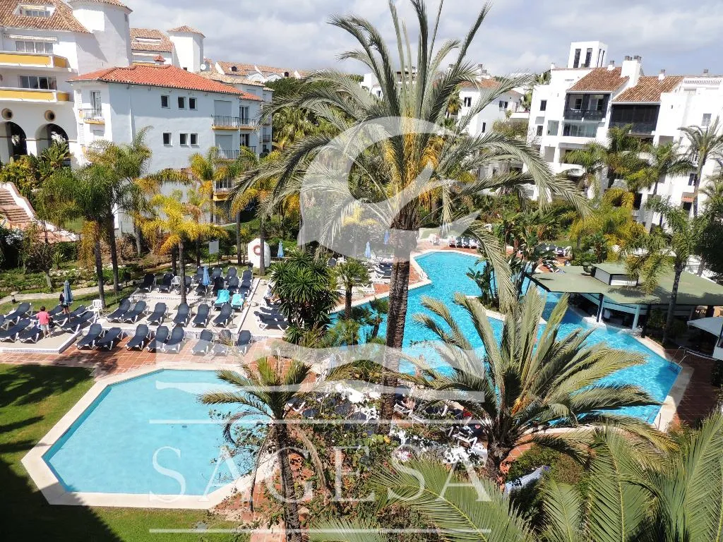 Pool, Jardines de las Golondrinas, Costa Del Sol