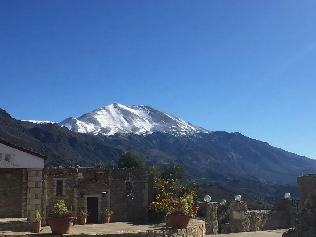 Terrace, Aravanes Mountain Resort & Eco Cuisine, Crete